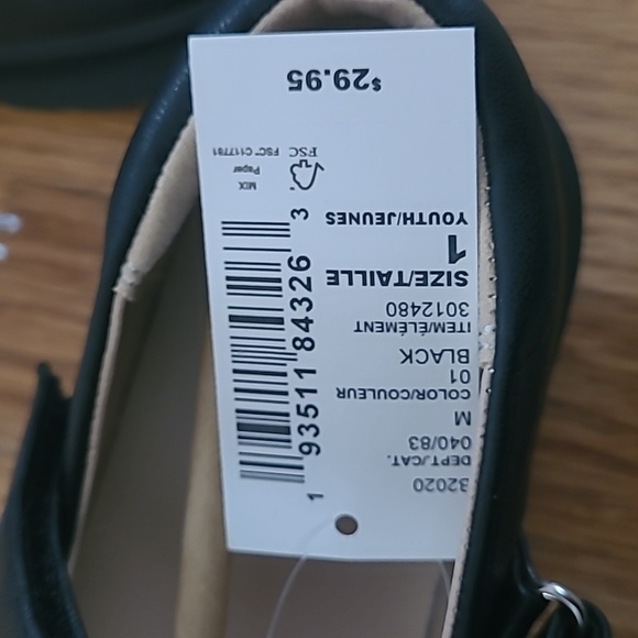 Girls size 1 Mary Jane style shoes. NWT - Picture 5 of 5